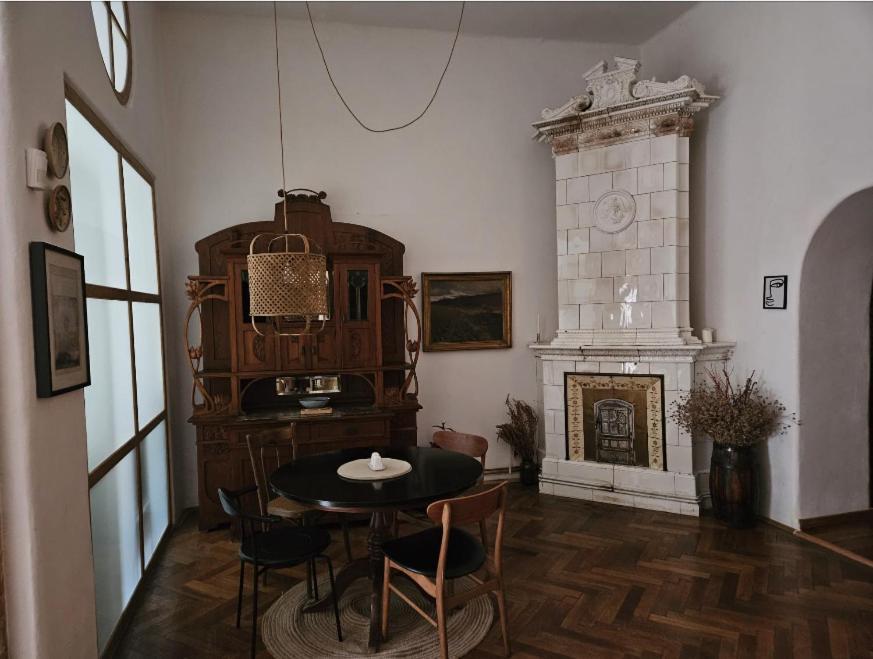 Anno 1800 Apartment Bistriţa Exterior foto